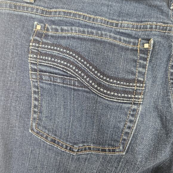 WHBM Size 8 Noir Pedal Pusher Capri Embroidered Bermuda Denim Shorts Classic - Picture 8 of 16